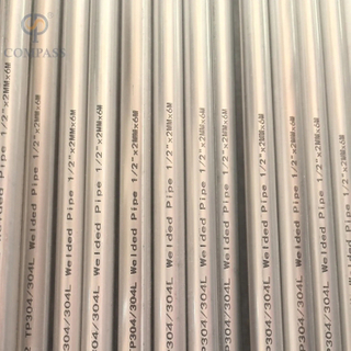 Industria industrial Grado de acero inoxidable SS304 SCH30 30 'OD 762 mm T 15.88 mm L 1650 mm Tubo de soldadura de costura redonda con rodamiento y polaco